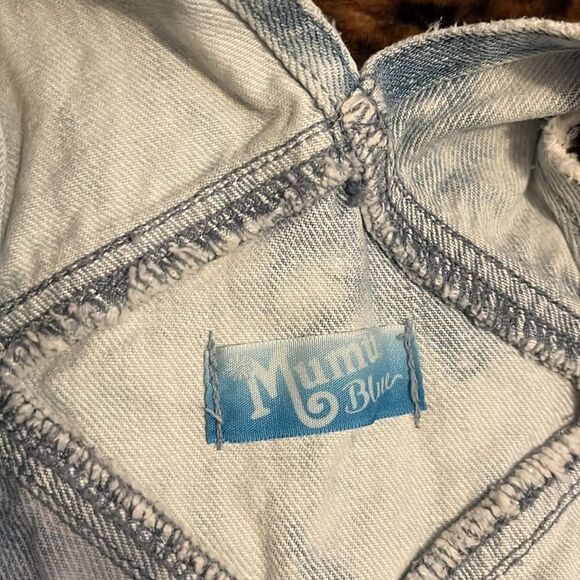 Show Me Your Mumu Georgia Tide Wash Blue Distressed Denim Raw Hem Shorta… - Picture 9 of 11